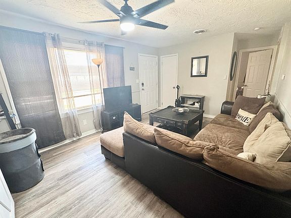 4th image of 2546 Everitt Dr