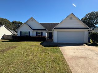 294 Oliver Ridge Dr, Commerce, GA 30529