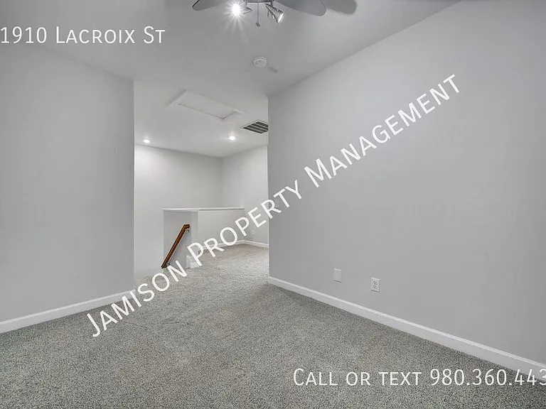 11910 Lacroix St — Photo 19
