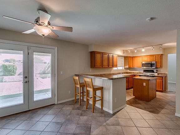 4th image of 3334 E Glenhaven Dr
