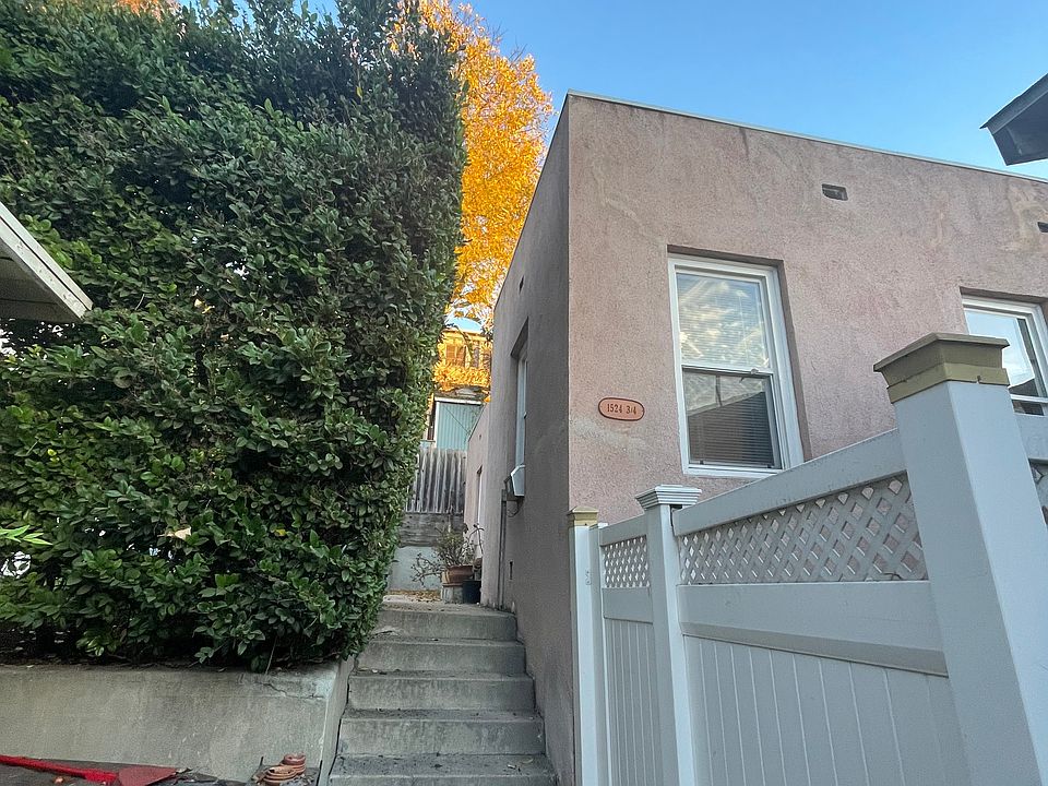 1st image of 1524 3/4 Echo Park Ave