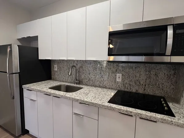381 Sharar Ave, 381 Sharar Ave #4, Opa Locka, FL 33054