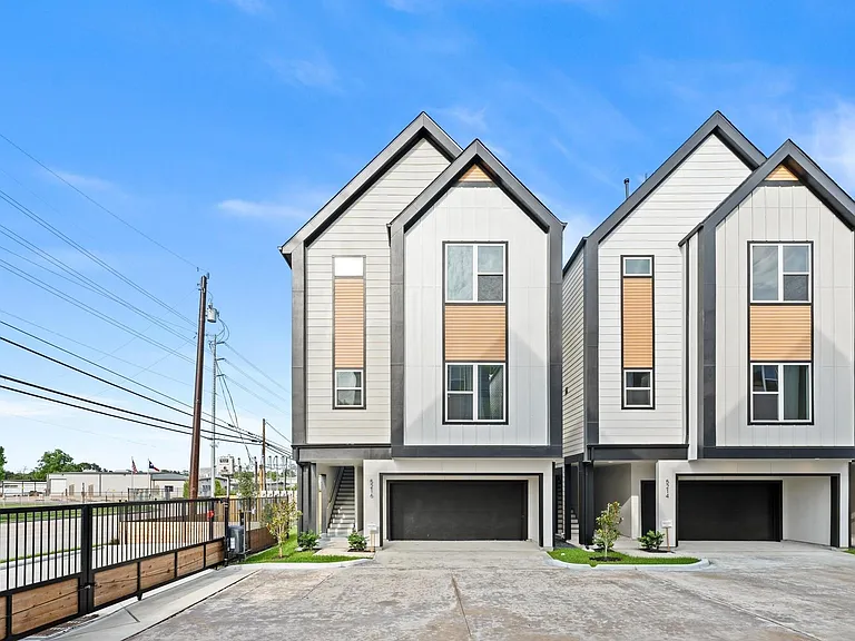 1307 Oak Tree Forest Ct — Photo 31