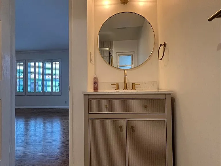 4016 Mesa St — Photo 12