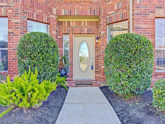 3rd image of 3401 Palm Bay Cir