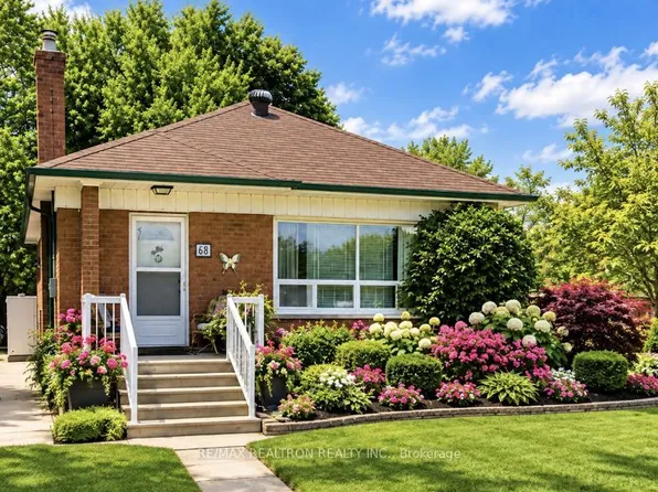 68 Elfreda Blvd, Toronto, ON M1L 4L8