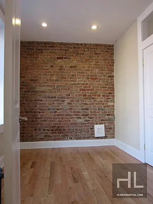 Rented by Highline Residential | media 29