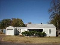 1st image of 1117 E Hazel Ave