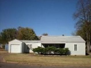 1117 E Hazel Ave, Ponca City, OK 74601