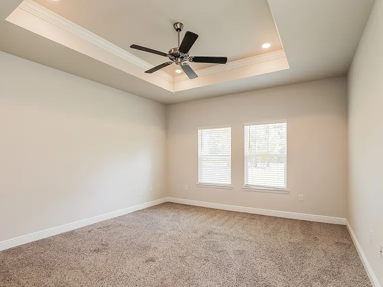 110 London Cir — Photo 8