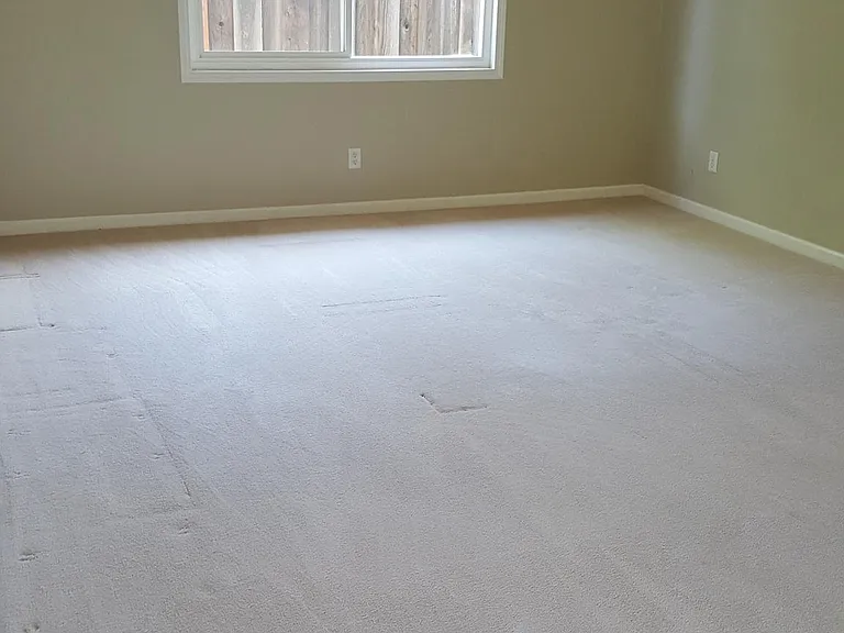 1075 Danbury Dr — Photo 9