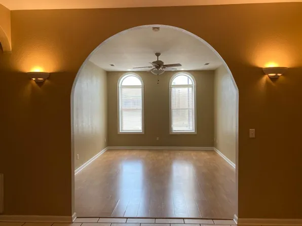 102 W 6th St #B, Tuscumbia, AL 35674