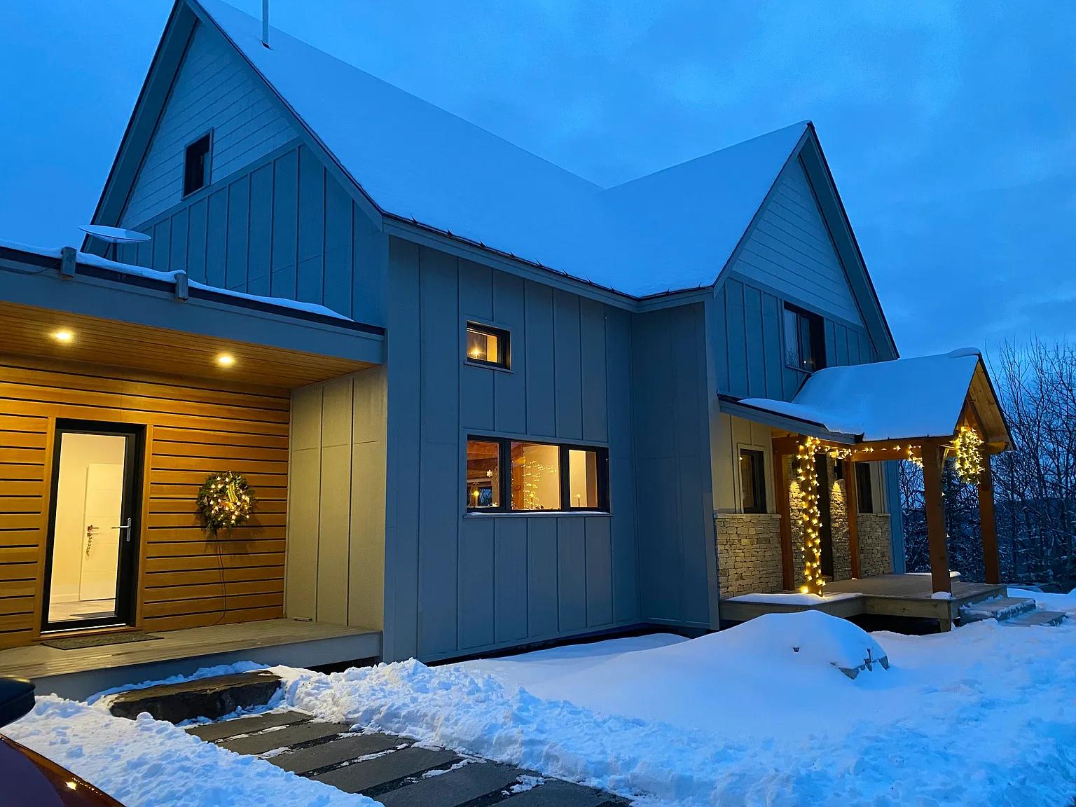 3 bed, 1100 sqft, $2,500 — Photo 3