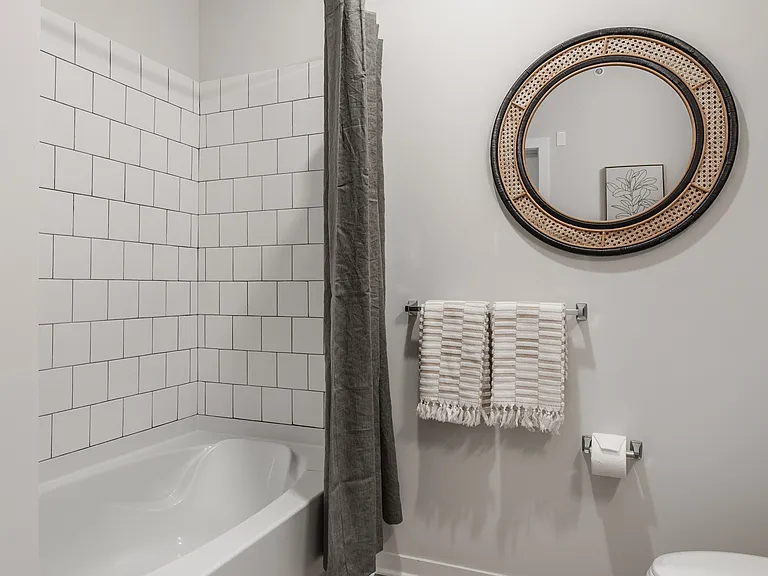 Switch Apartments — Photo 30