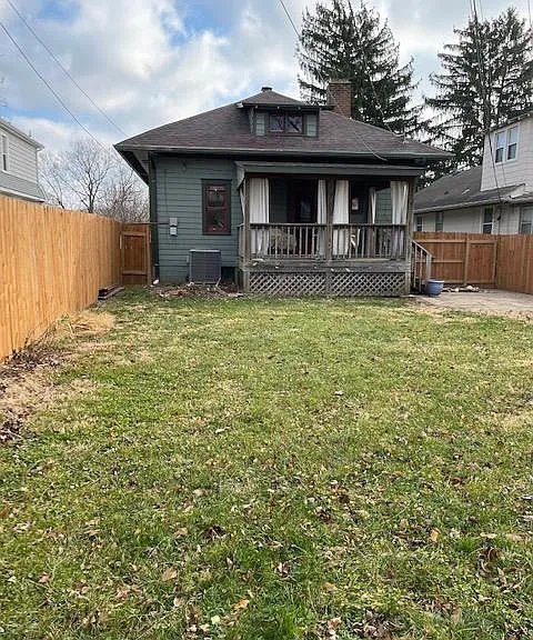 Large fully fenced backyard