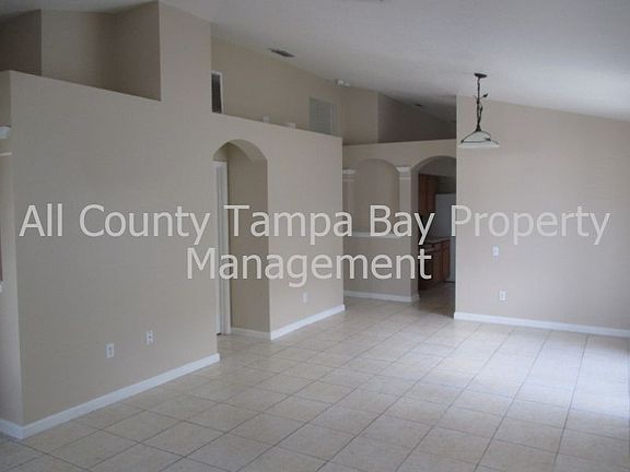 5th image of 10433 Soaring Eagle Dr