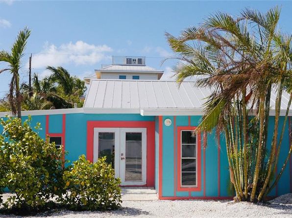 2910 Gulf Dr #A & B, Bradenton Beach, FL 34217