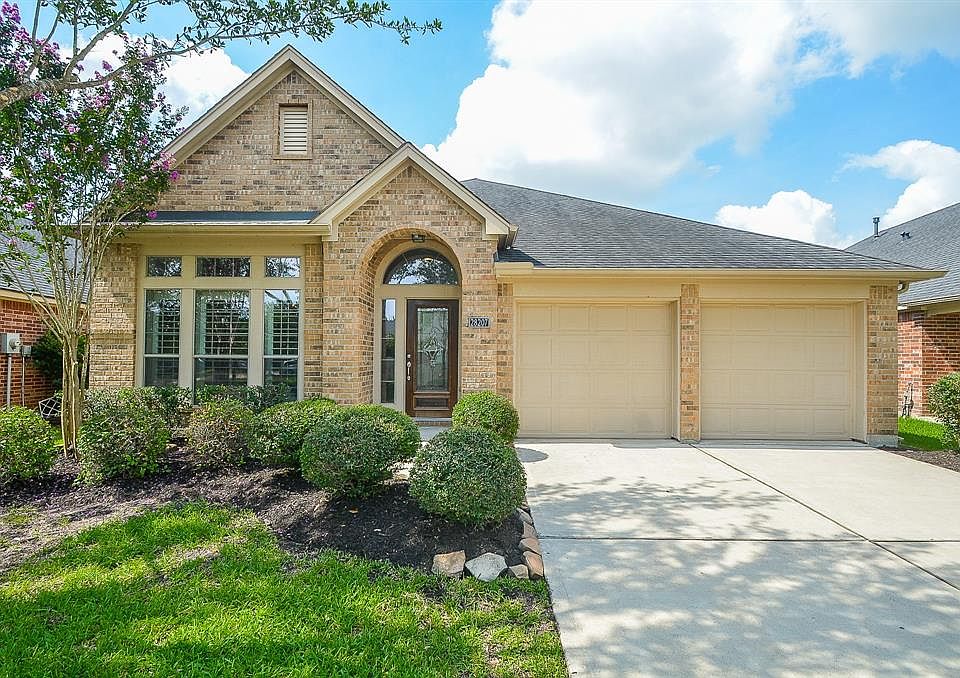 1st image of 28207 Fantail Dr