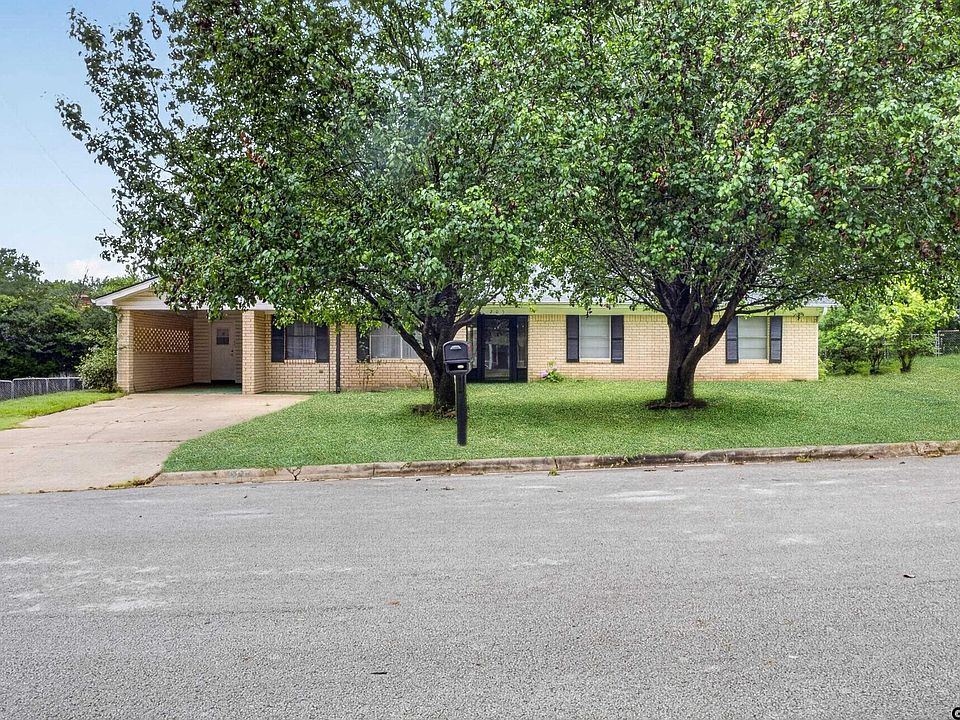 1st image of 209 N Meadowbrook Dr