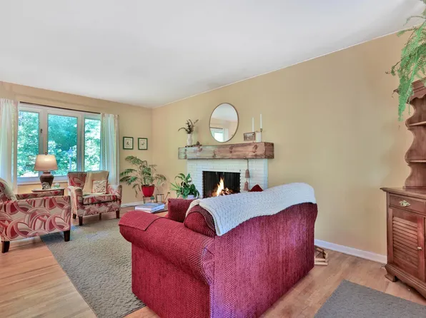 4740 Church Ln, Minnetonka, MN 55343