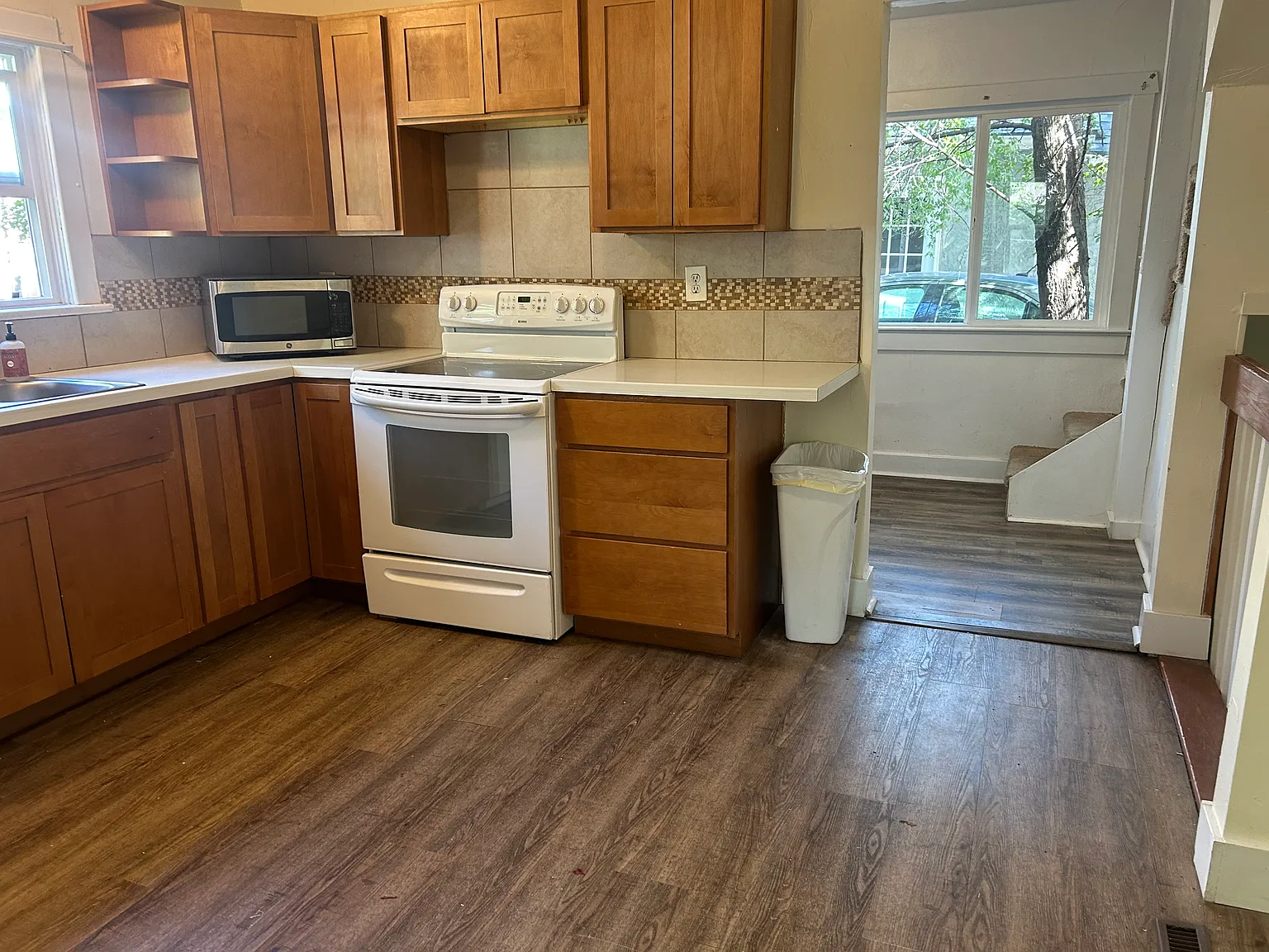 3 bed, 2081 sqft, $2,295 — Photo 4
