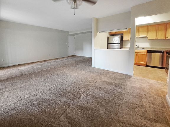 3rd image of 204 Cork Ln APT T3
