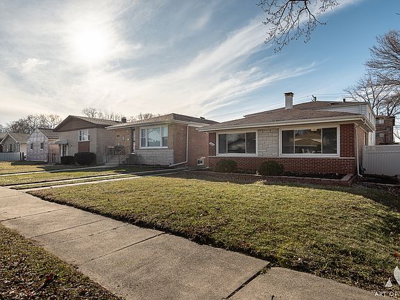 2nd image of 14024 S Saginaw Ave