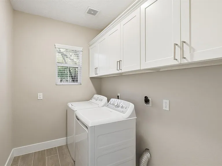 59 Champion Villa Dr — Photo 35