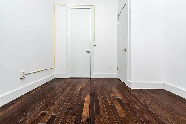 Rented by Nooklyn NYC LLC | media 29