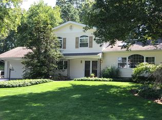 114 Northfield Rd, Hauppauge, NY 11788