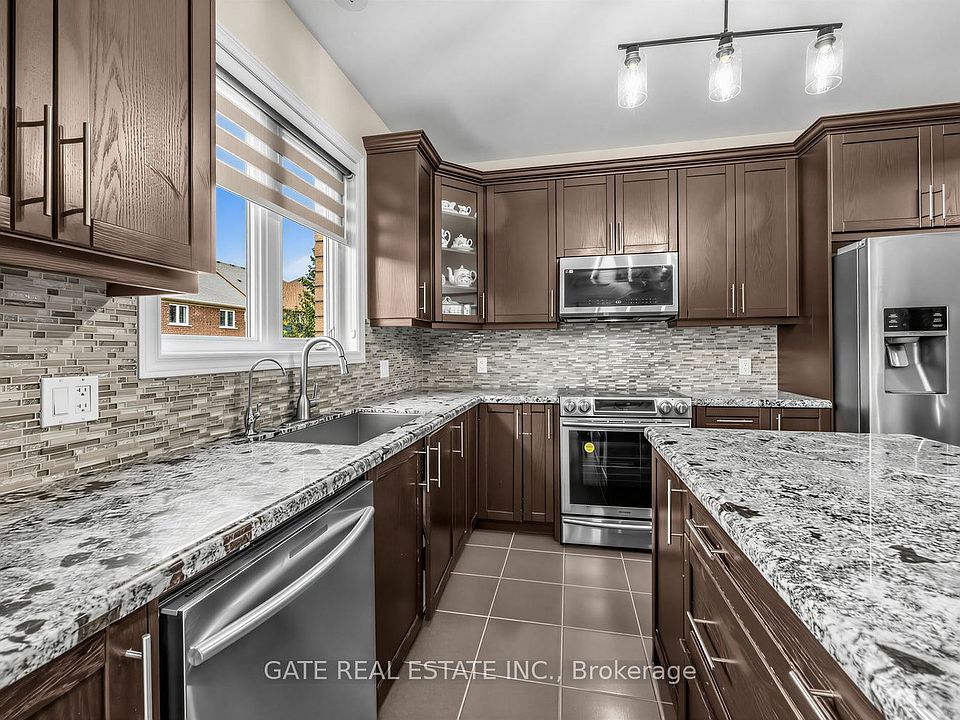 1st image of 64 McPherson Rd