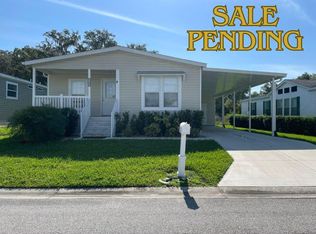 3238 Bending Oak Dr, Plant City, FL 33563