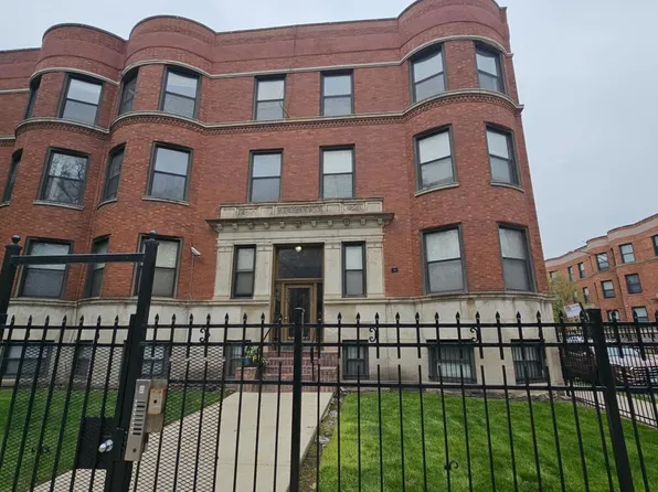 5900 S King Dr APT 2, Chicago, IL 60637