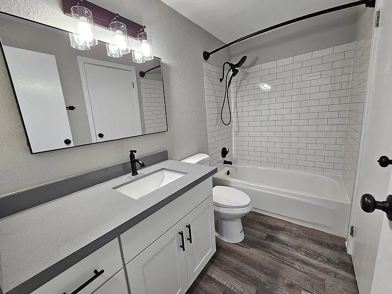 CityScape Apartments — Photo 11