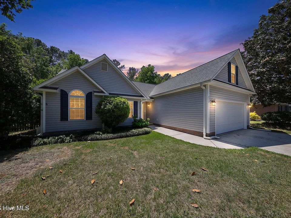 1st image of 657 Grey Squirrel Drive
