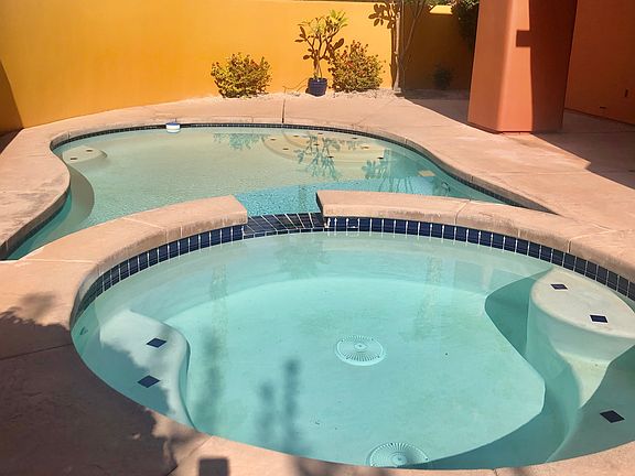 4th image of 77665 Avenida Montezuma