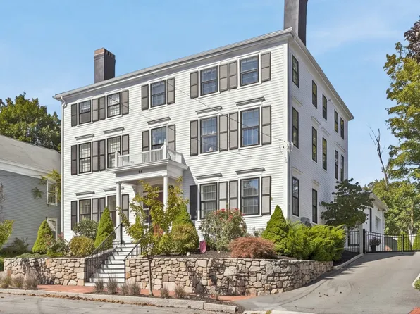 26 Tyng St Unit A, Newburyport, MA 01950