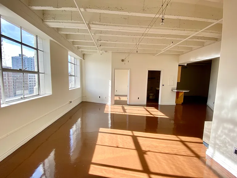 312 W 5th St #1017 — Photo 2