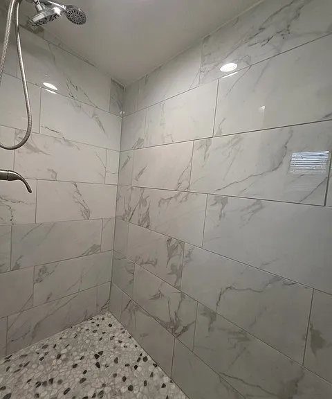 710 Karen Ln — Photo 11