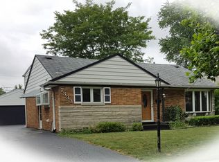7333 Davis St, Morton Grove, IL