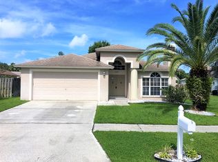 2042 Elk Spring Dr, Brandon, FL 33511