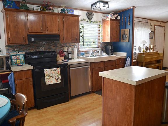 5th image of 218 Texas Oak Dr
