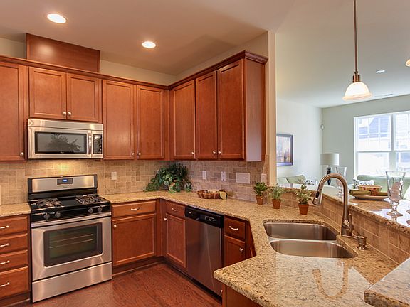 7219 Terregles_Kitchen3