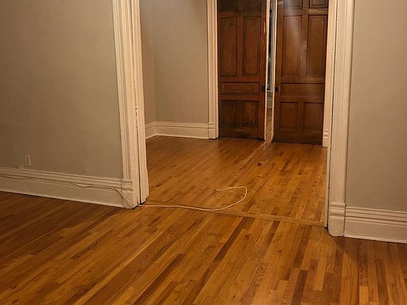 4th image of 2657 W Chicago Ave #2F