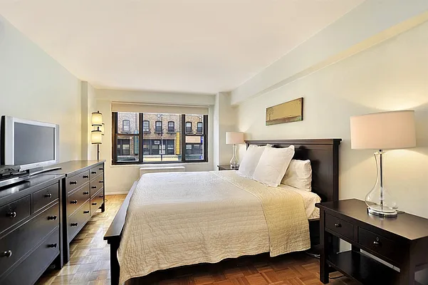Sold by Corcoran | media 11