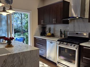 121 Cambridge Dr, Nutley, NJ 07110