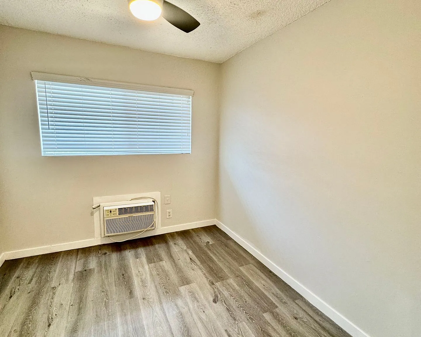 7524 Sepulveda Blvd — Photo 3