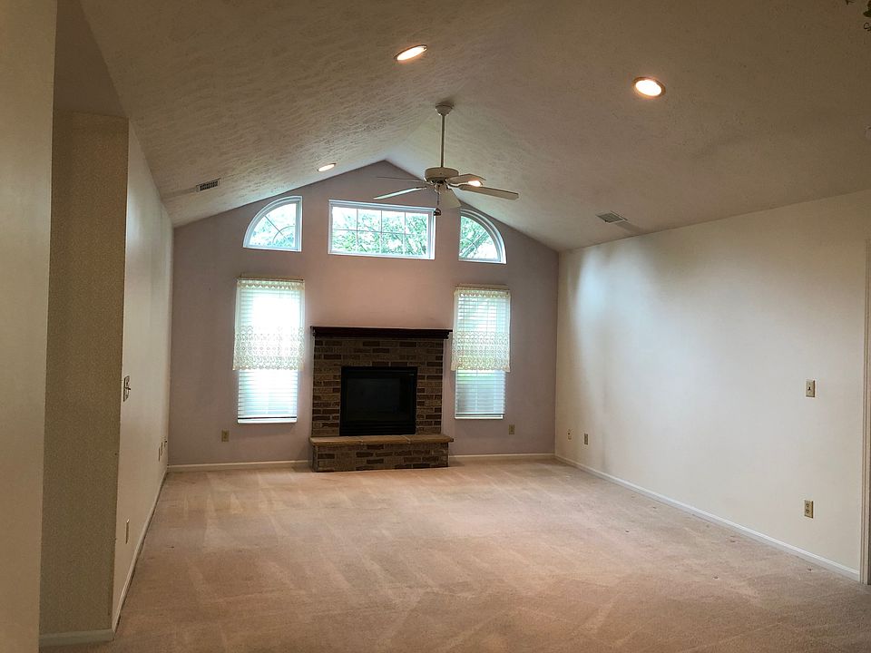1st image of 1160 Pheasant Run Ln