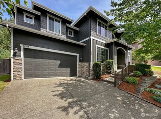 17018 W Hill Dr E, Bonney Lake, WA