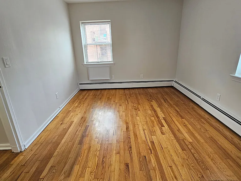 415 Kearny Ave #6B — Photo 9